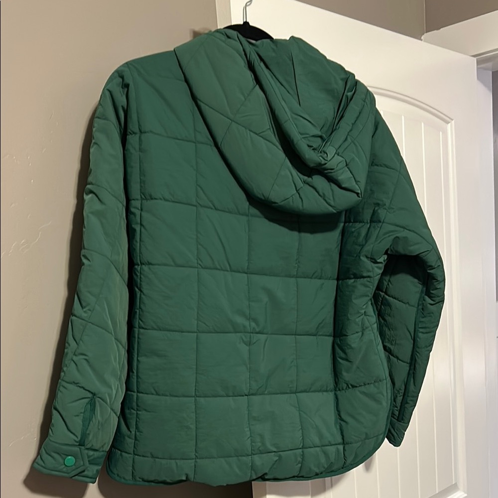 Green Quilted Pullover Jacket - Picture 2 of 2